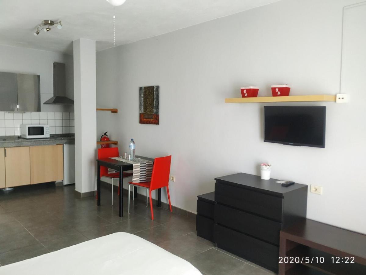 Apartamentos El Patio ロス・ジャノス・デ・アリダネ エクステリア 写真